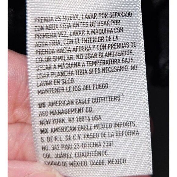 American Eagle AE Paperbag Mom Shorts Sz 4 Black High Rise Tie Belt Button Fly - Picture 11 of 11